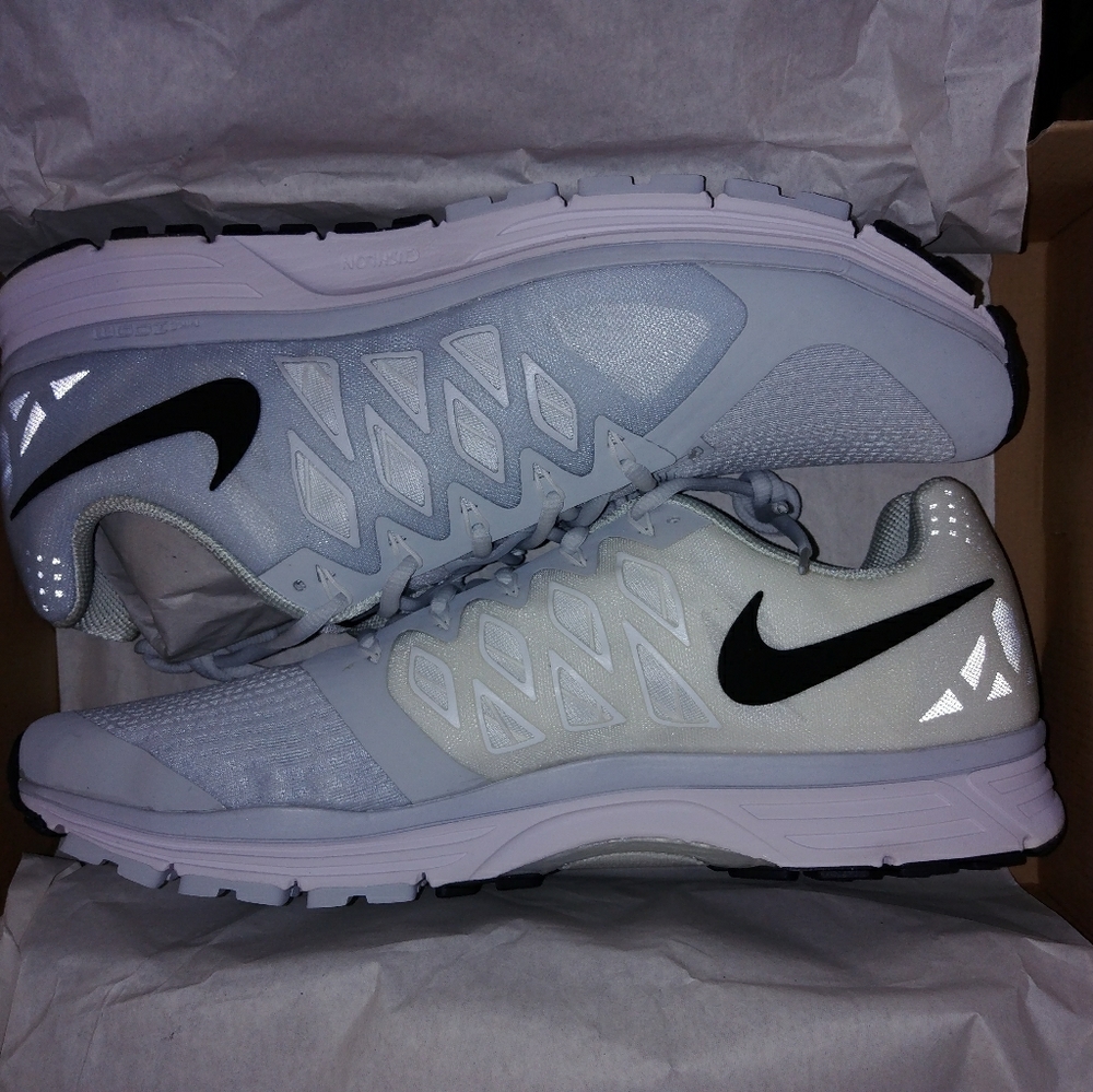 Nike Zoom Vomero 9 Team